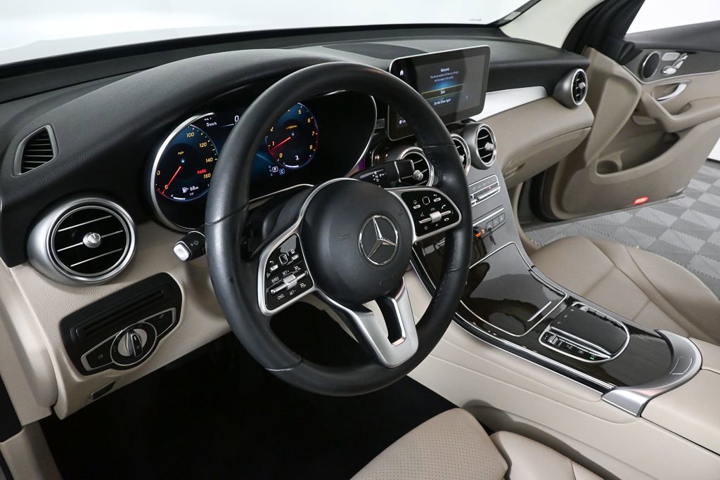 2022 Mercedes-Benz GLC 300