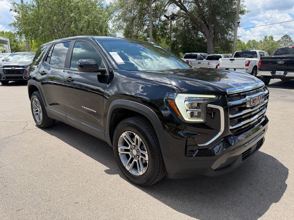 Used 2025 GMC Terrain Elevation