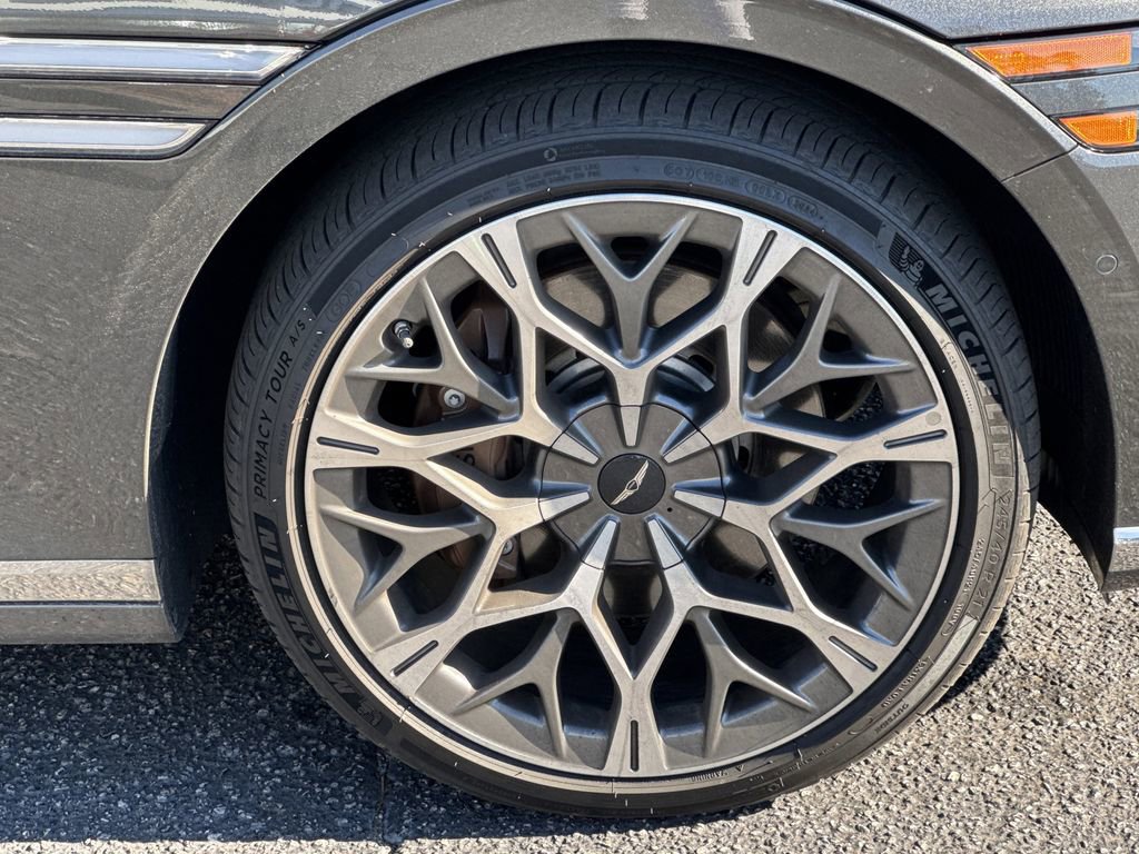 2025 Genesis G90 3.5T