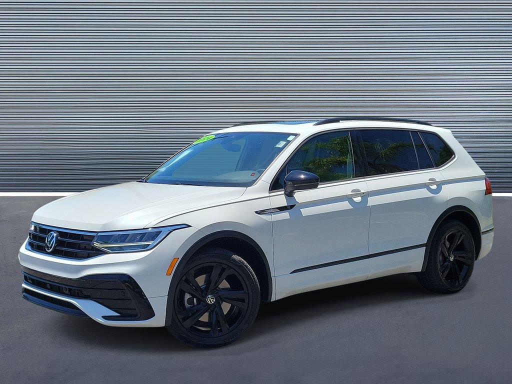 Used 2024 Volkswagen Tiguan SE R-Line