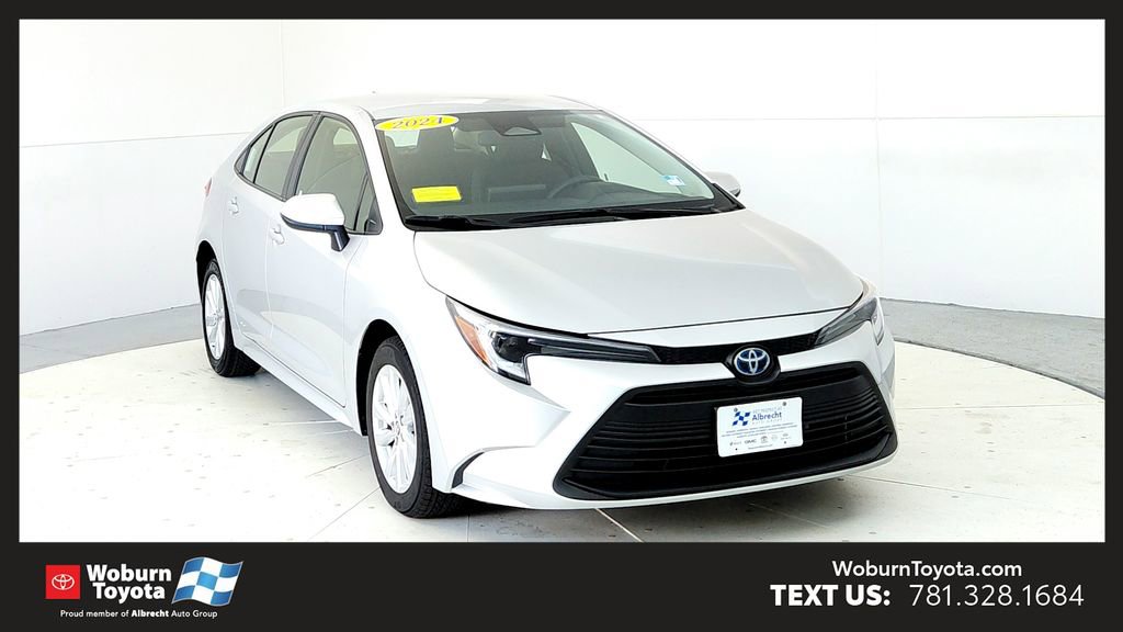 Certified 2024 Toyota Corolla LE w/ LE Convenience Package