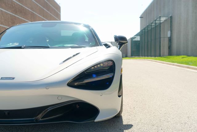 Used 2018 McLaren 720S Luxury photo 29