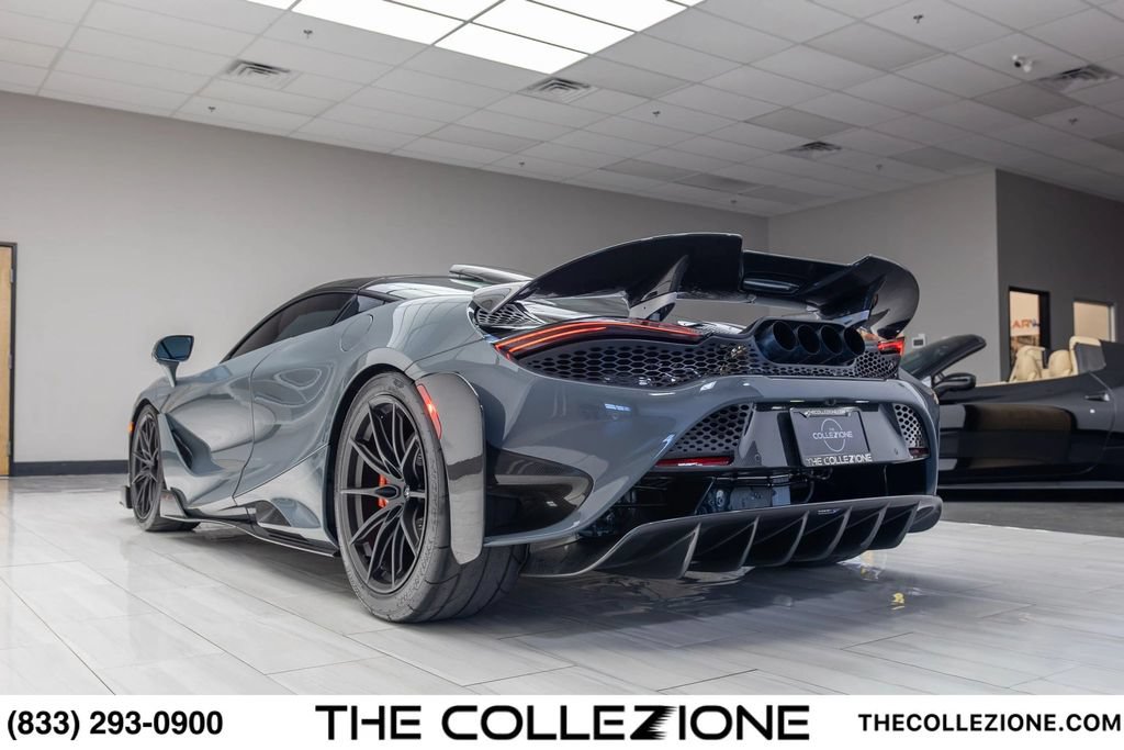 Used 2021 McLaren 765LT photo 24