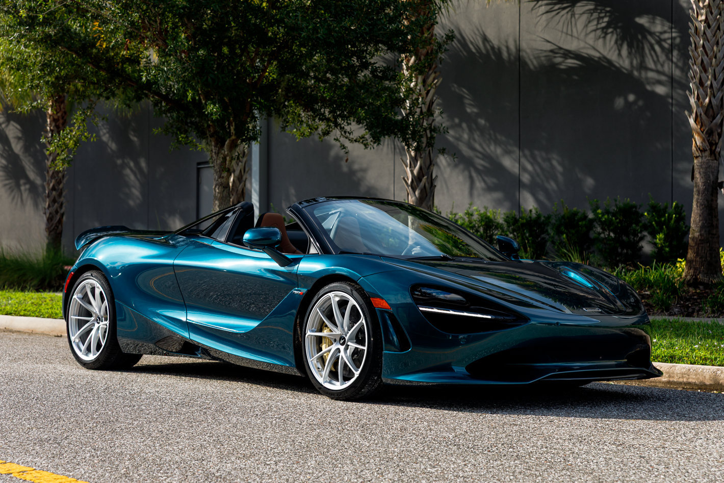 New 2027 McLaren 750S Spider 1