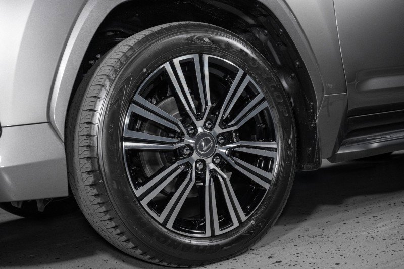 2026 Lexus LX 600 4WD w/ Luxury Package