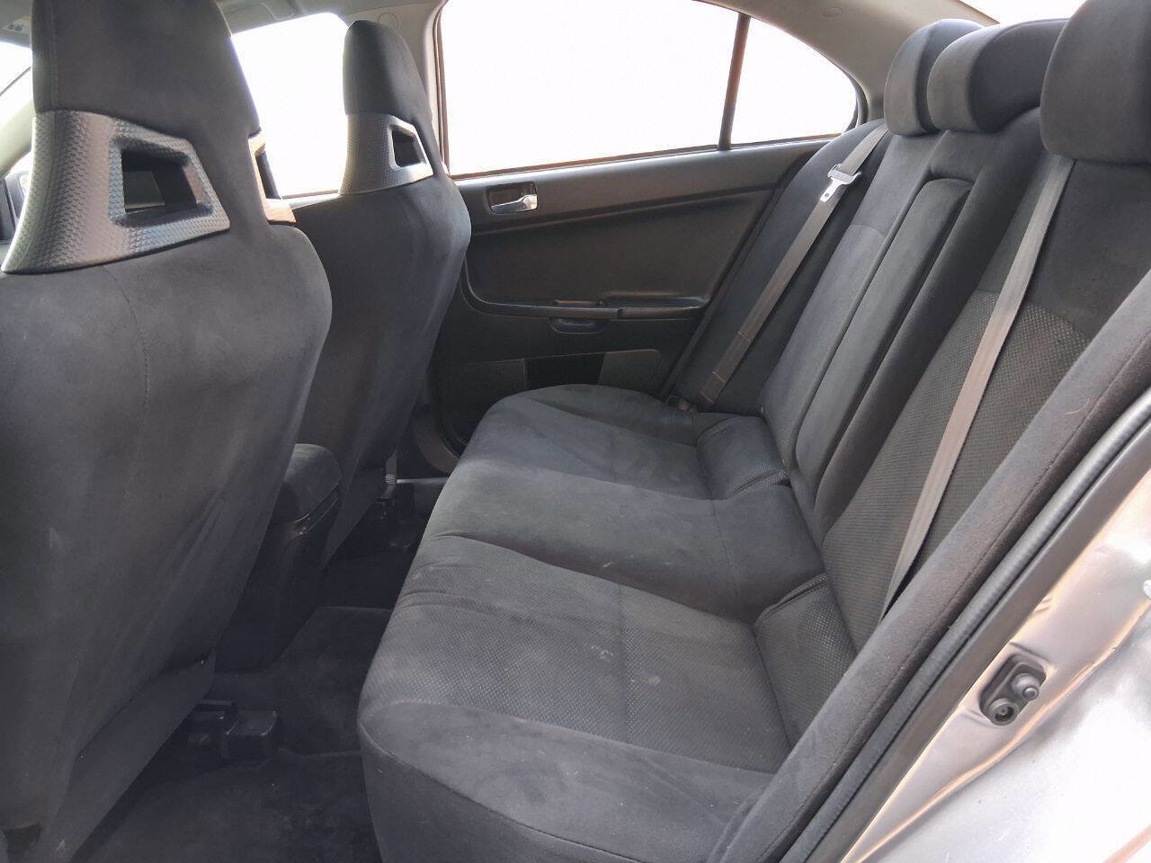 2012 Mitsubishi Lancer Evolution MR