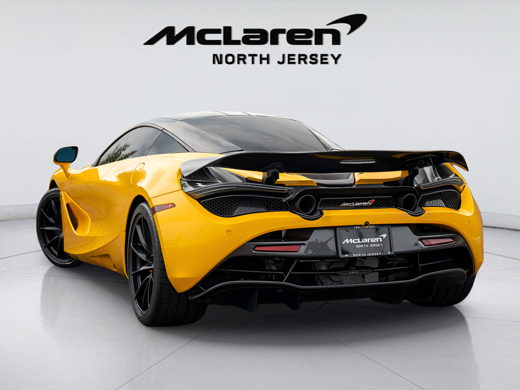 Used 2018 McLaren 720S photo 19
