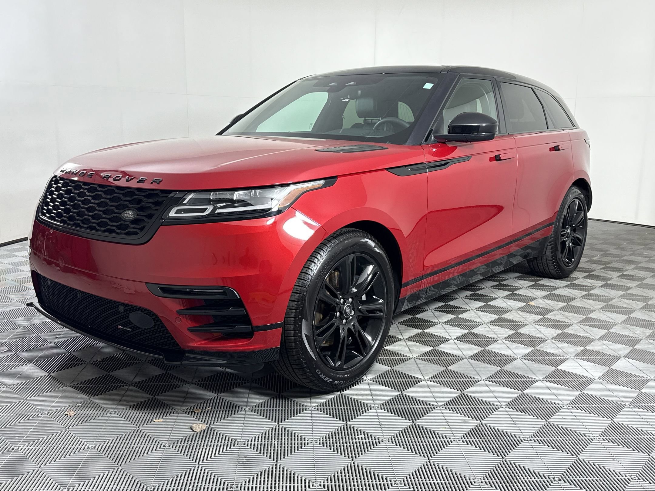 2023 Land Rover Range Rover Velar R-Dynamic S
