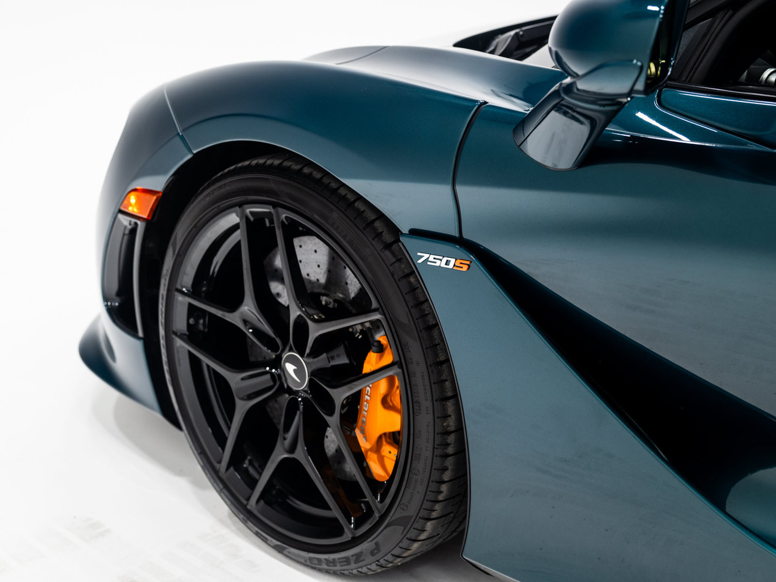 Used 2024 McLaren 750S Spider photo 23