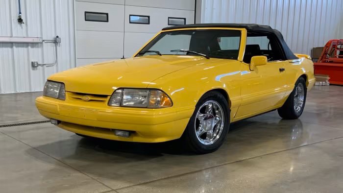 Used 1993 Ford Mustang LX