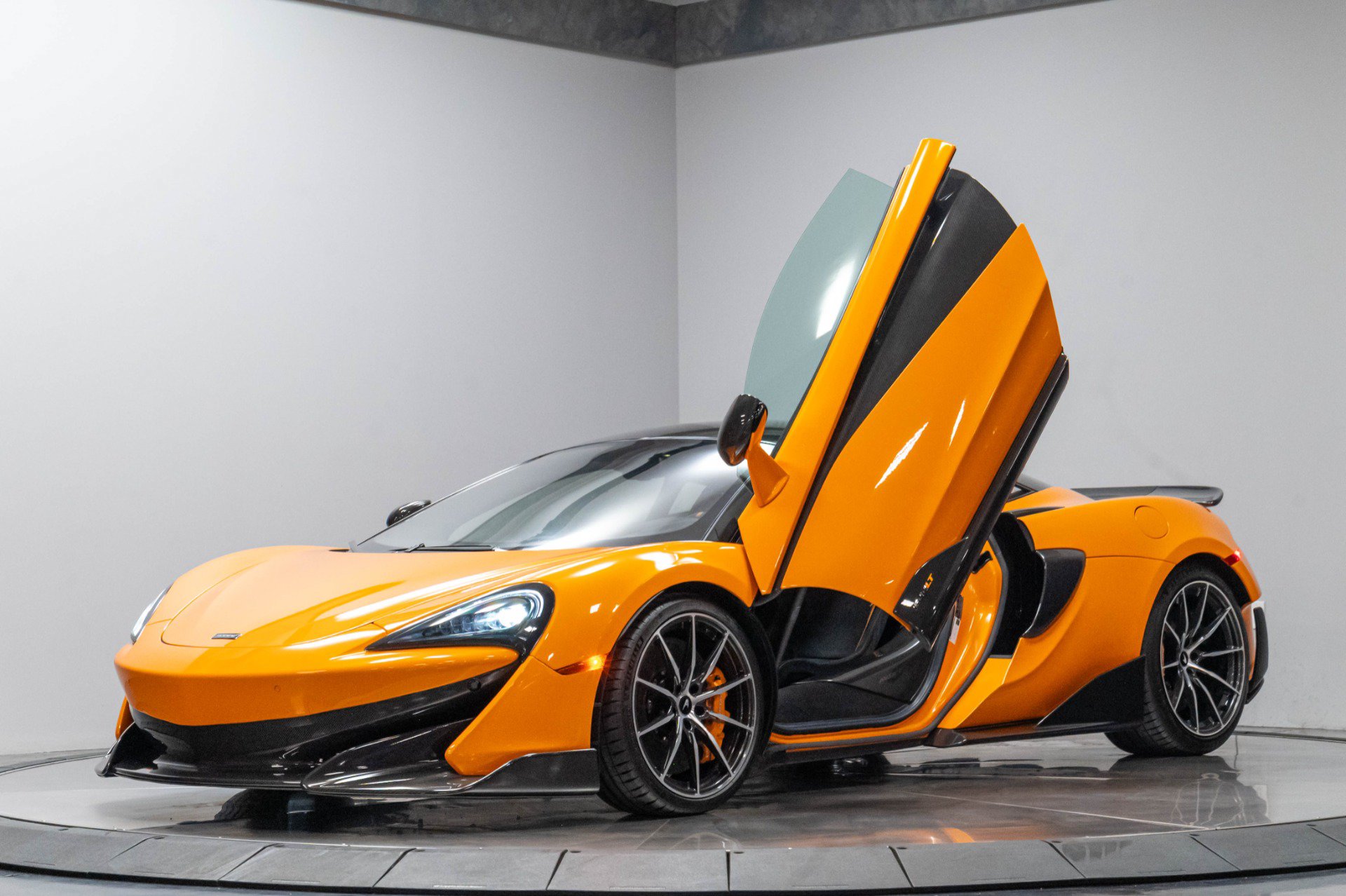 Used 2019 McLaren 600LT 3