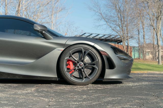 Used 2018 McLaren 720S Performance photo 36