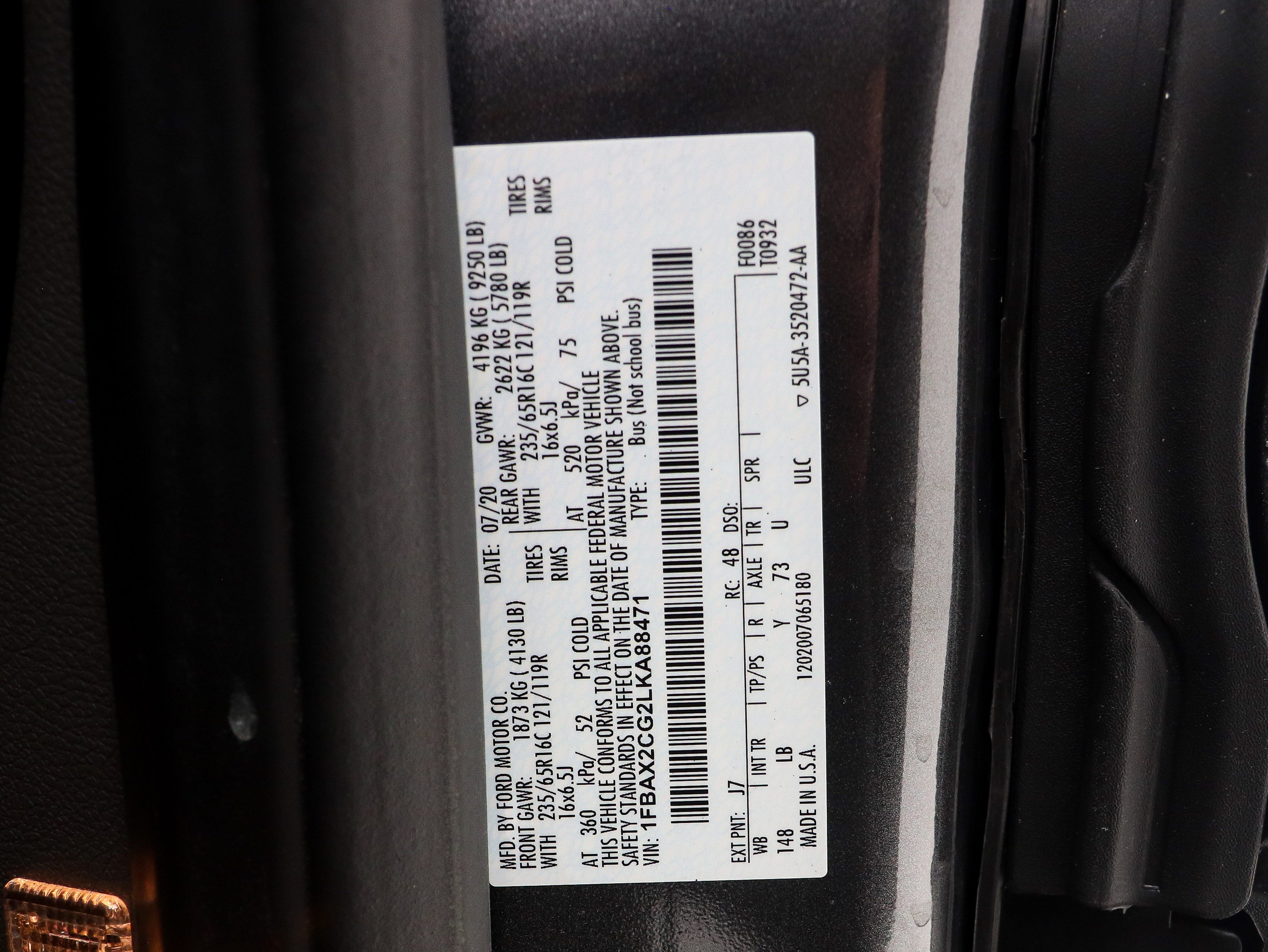 2020 Ford Transit Passenger Van XLT - Photo 24