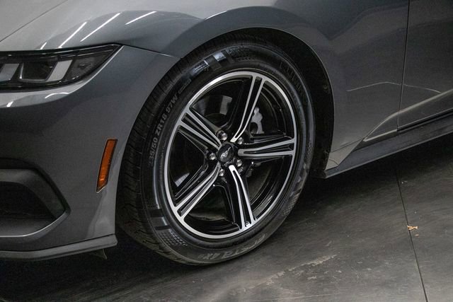 2024 Ford Mustang Premium