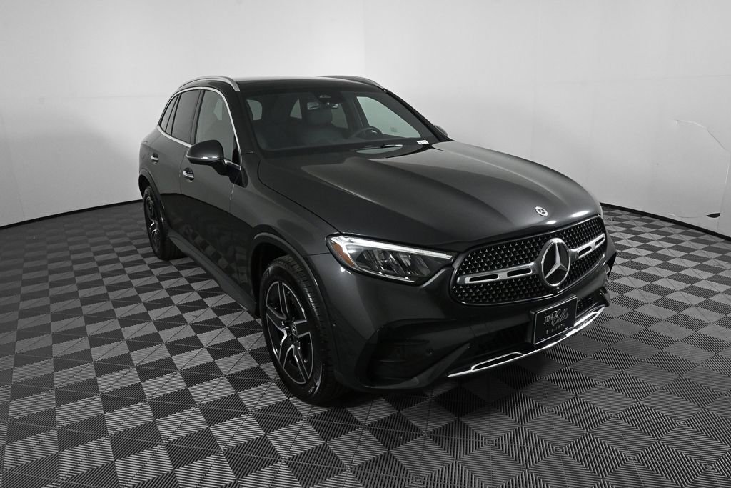 2025 Mercedes-Benz GLC 300 4MATIC