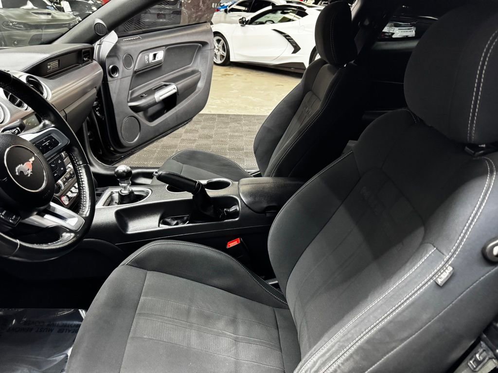 2020 Ford Mustang Coupe