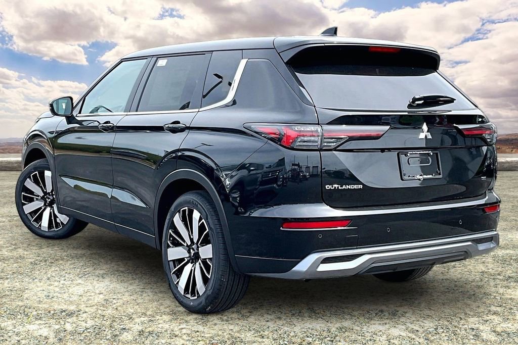 2026 Mitsubishi Outlander FWD