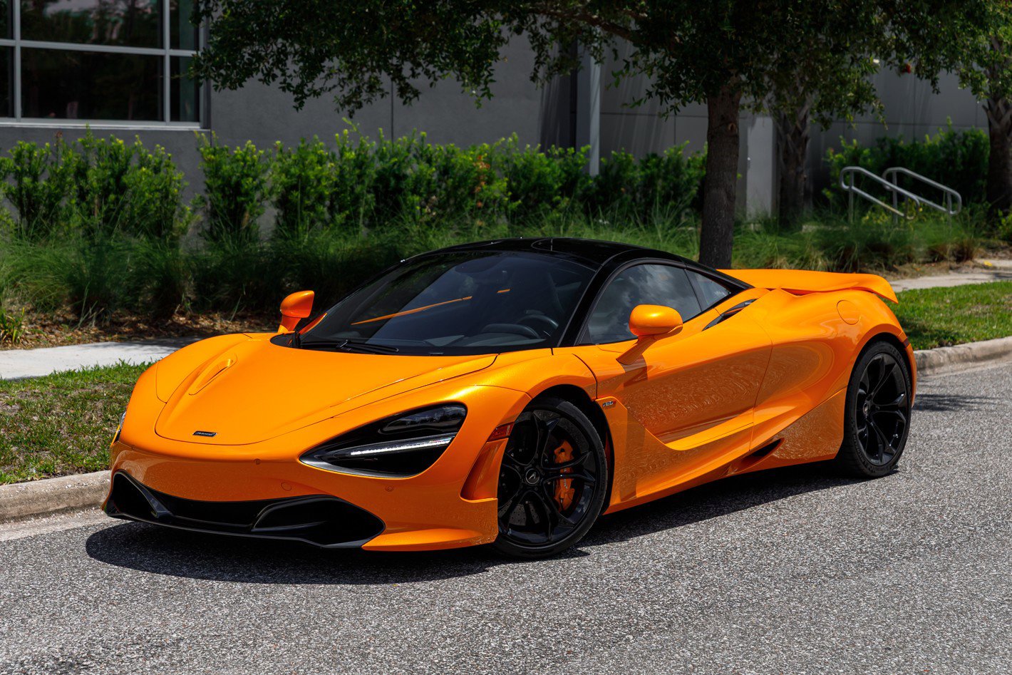Used 2019 McLaren 720S Luxury photo 26