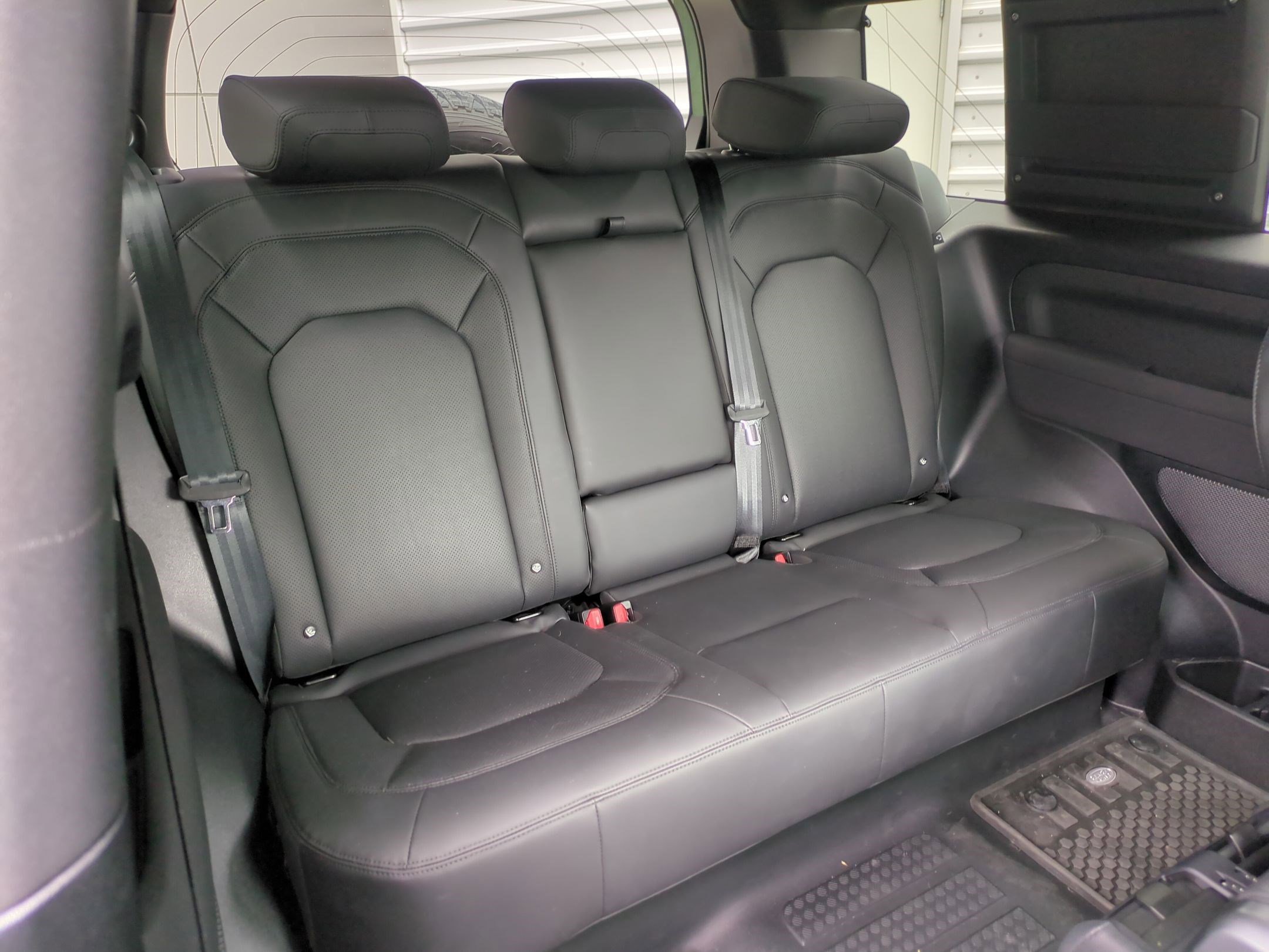 2023 Land Rover Defender 110 75th Limited Edition