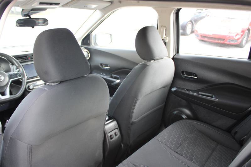 2022 Nissan Kicks SV