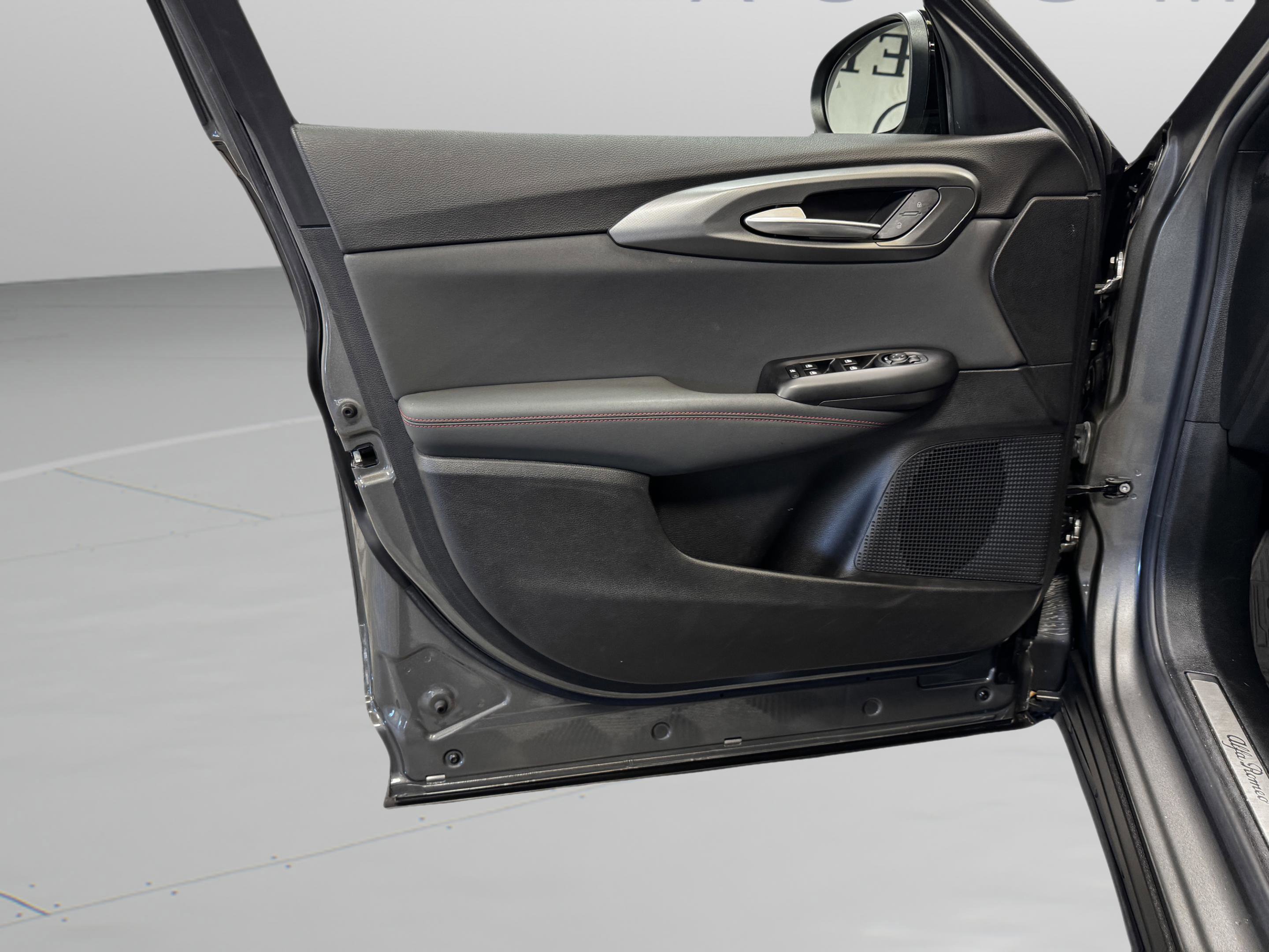 2024 Alfa Romeo Tonale Veloce