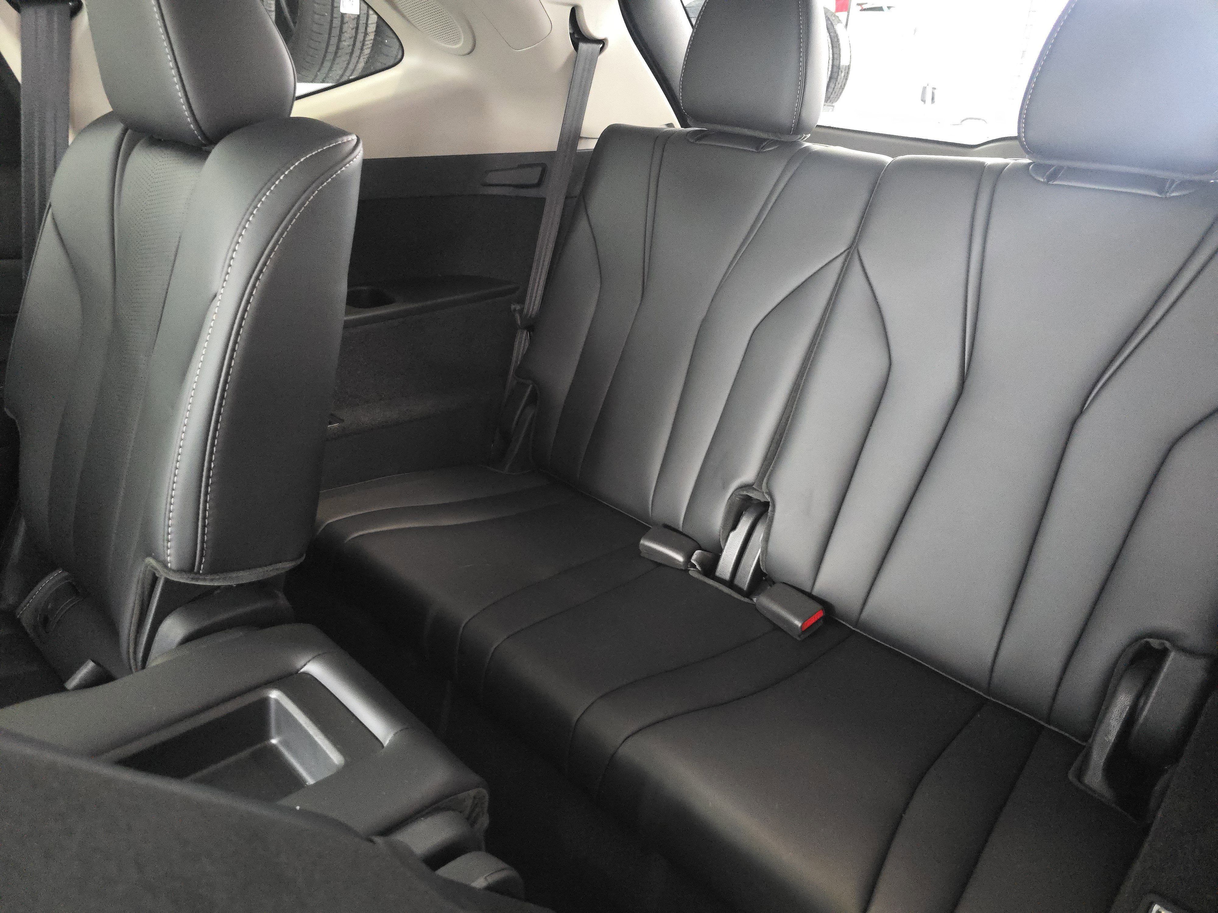 2025 Acura MDX FWD w/ Technology Package