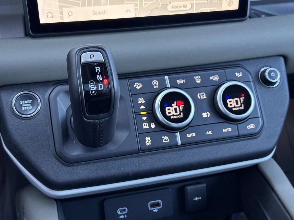 2024 Land Rover Defender 110 S