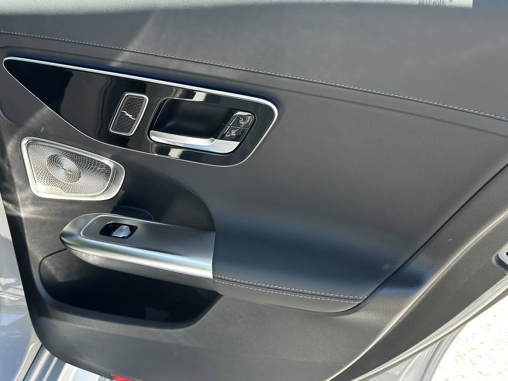 2025 Mercedes-Benz C 300 Sedan