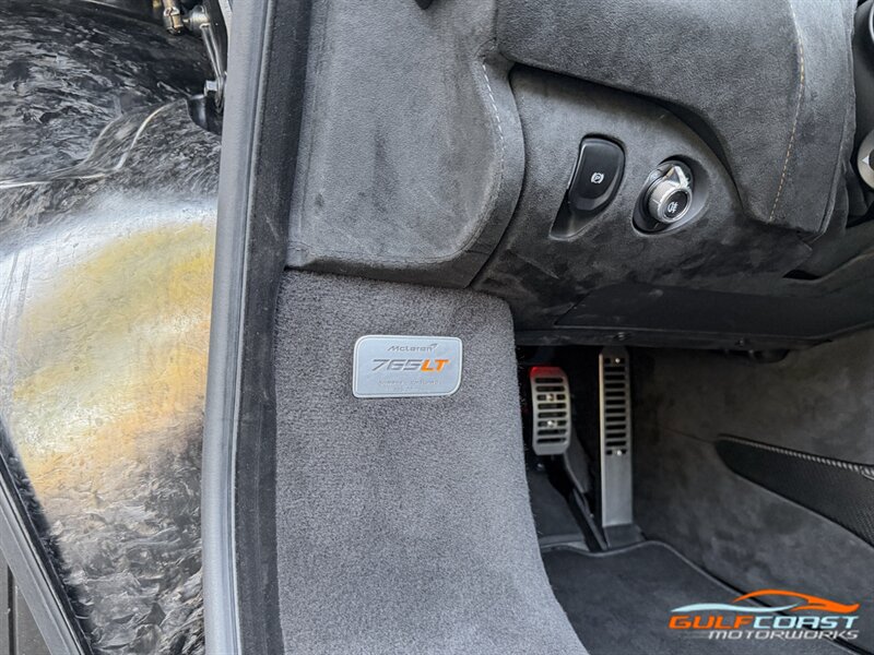 Used 2021 McLaren 765LT photo 26