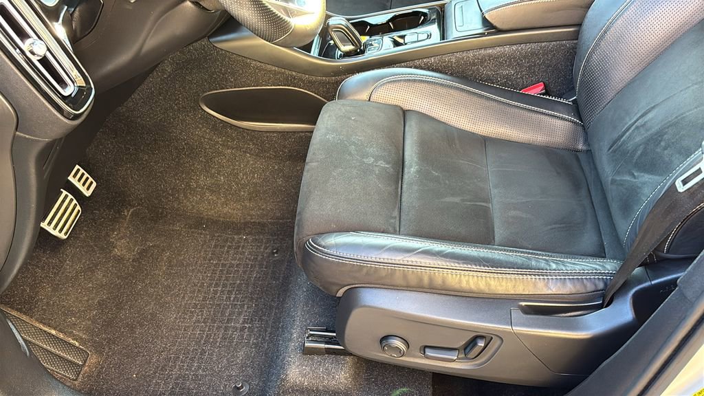 2021 Volvo Xc40 T5 R-Design