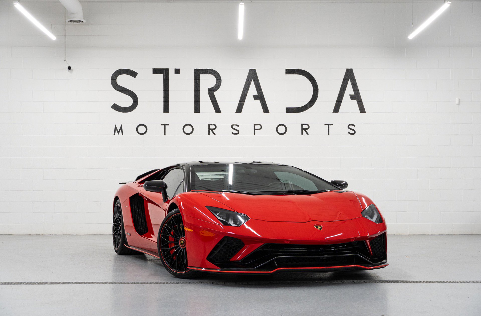 Used 2018 Lamborghini Aventador S
