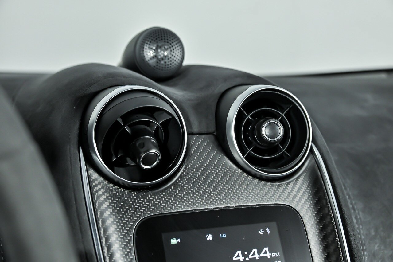 Used 2019 McLaren 600LT photo 31