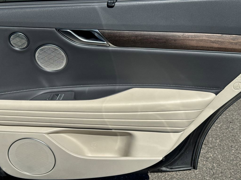 2022 Genesis G80 2.5T