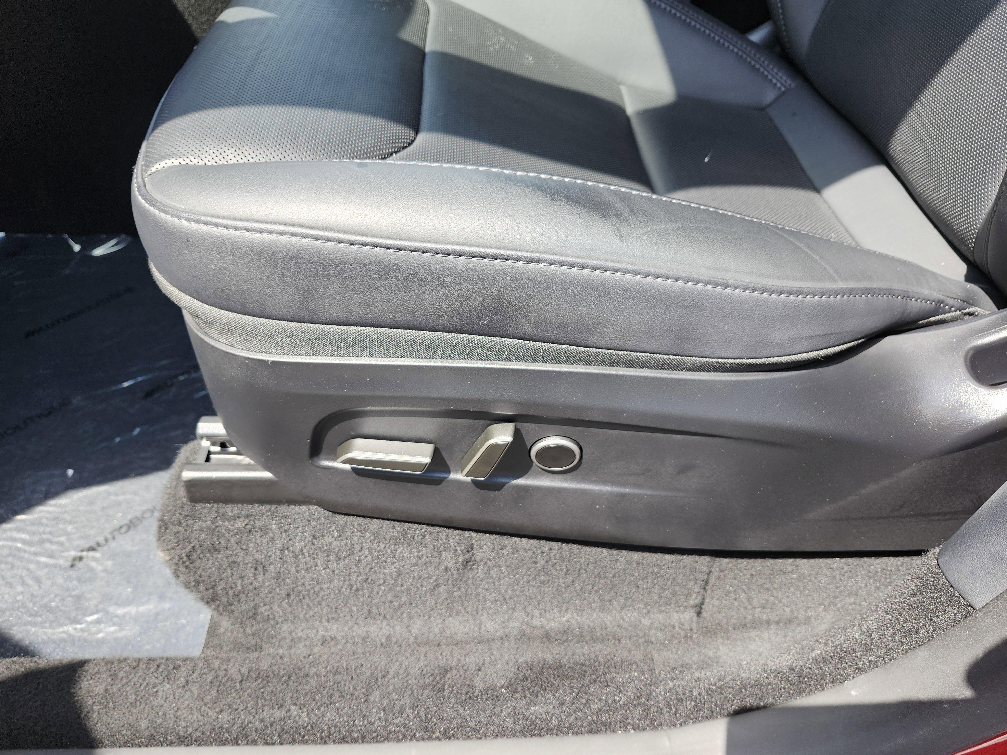 2026 Tesla Model Y AWD