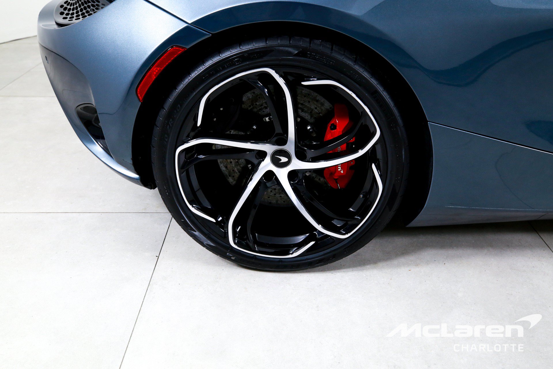 Used 2025 McLaren 750S photo 22
