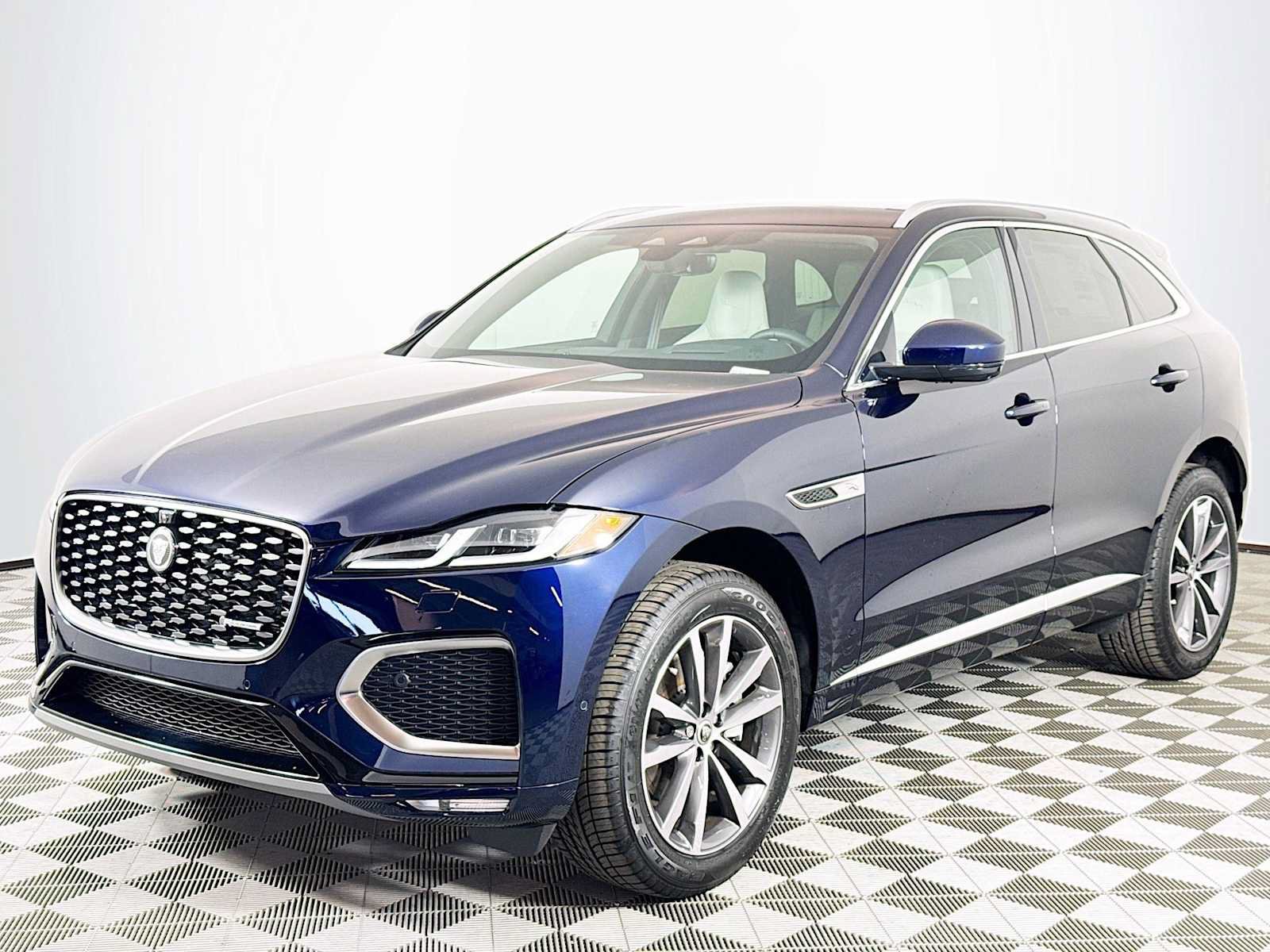 New 2025 Jaguar F-PACE R-Dynamic S