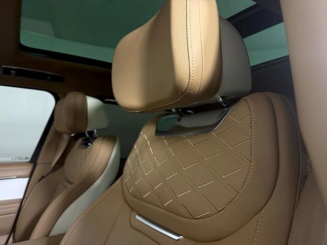 2023 Land Rover Range Rover SV