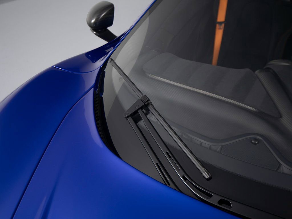 Used 2015 McLaren P1 photo 86