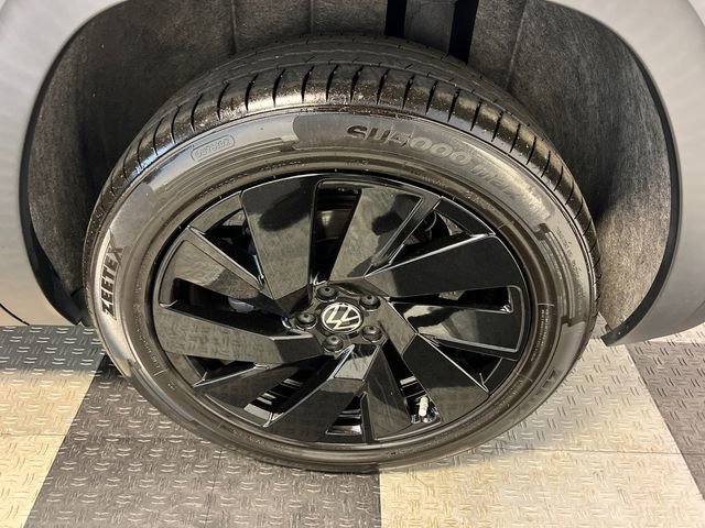 2024 Volkswagen Atlas Cross Sport SE