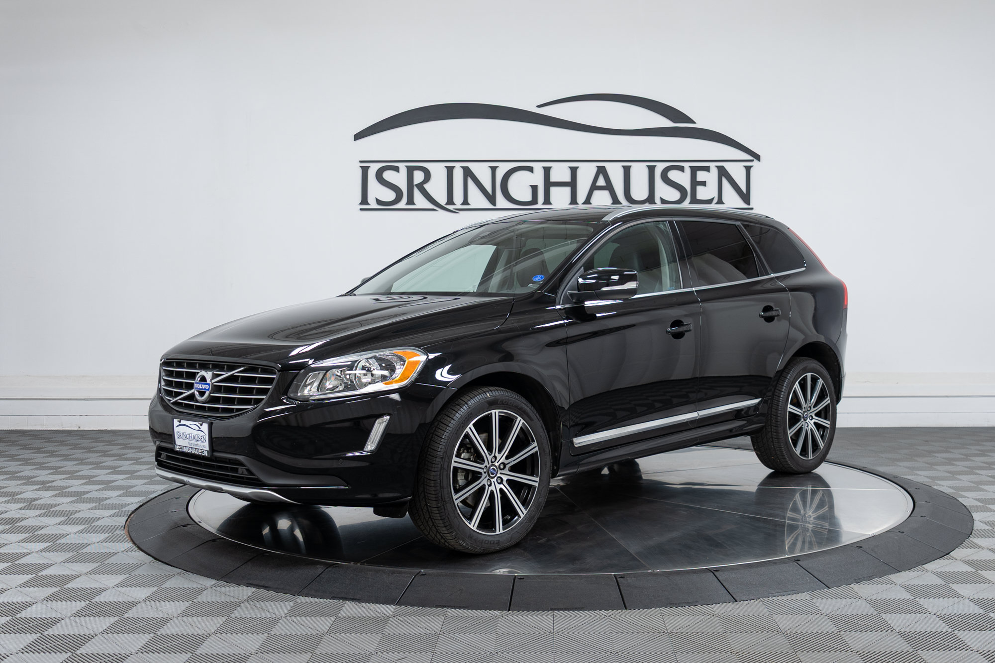 Used 2015 Volvo XC60 T6 w/ Proximity Package