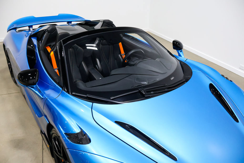 Used 2022 McLaren 765LT photo 89