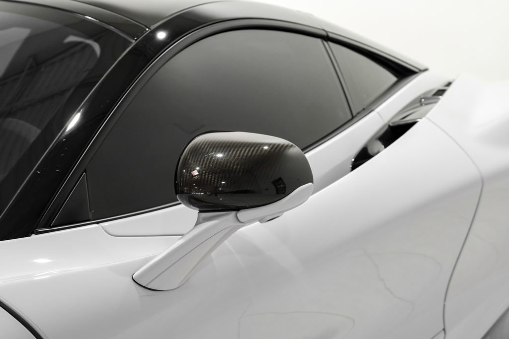 Used 2020 McLaren 720S Performance photo 31