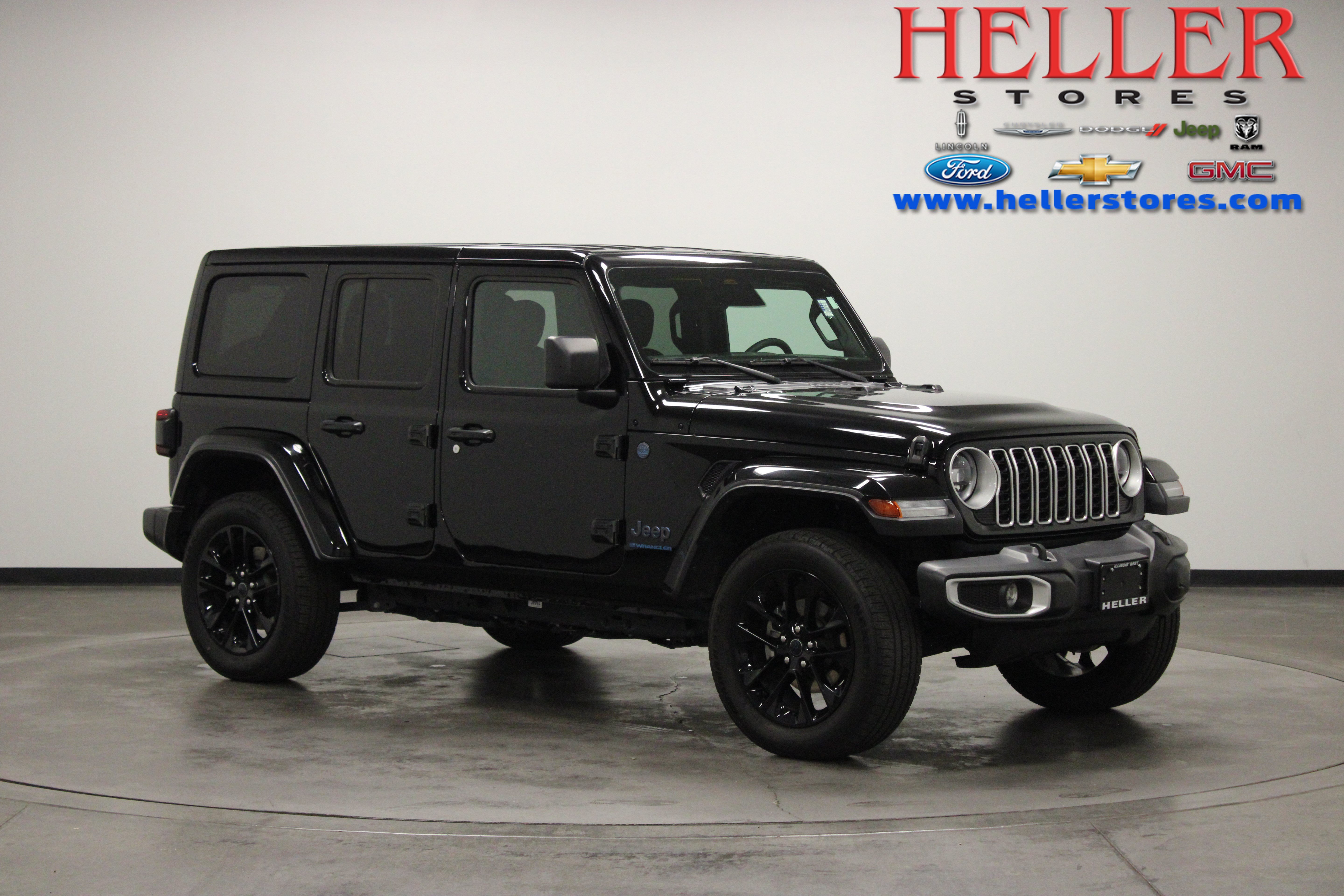 Used 2025 Jeep Wrangler Unlimited Sahara w/ Safety Group