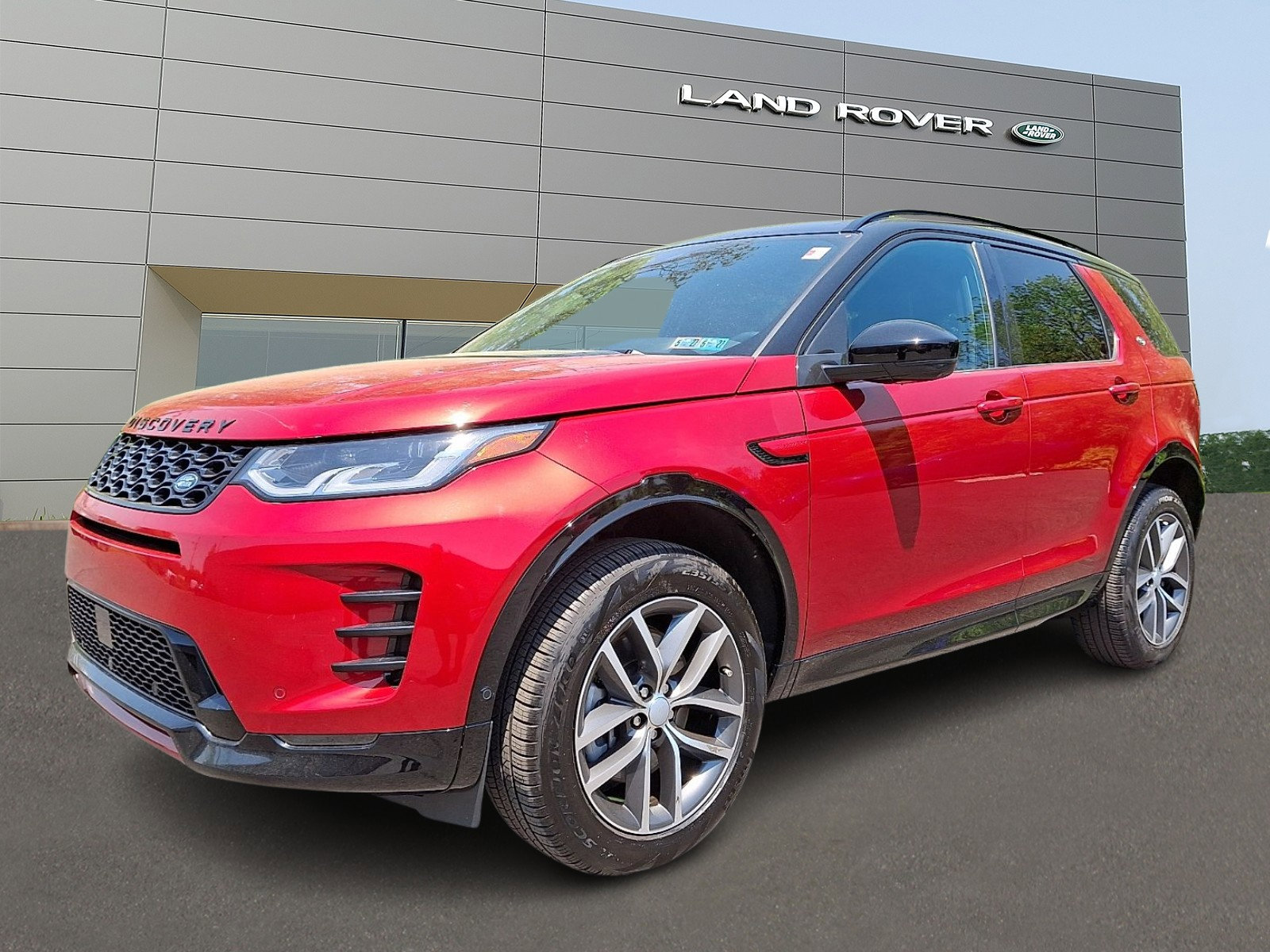 Used 2025 Land Rover Discovery Sport Dynamic SE