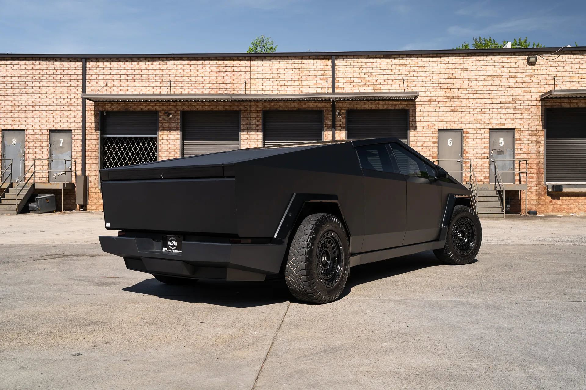 2024 Tesla Cybertruck AWD Crew Cab