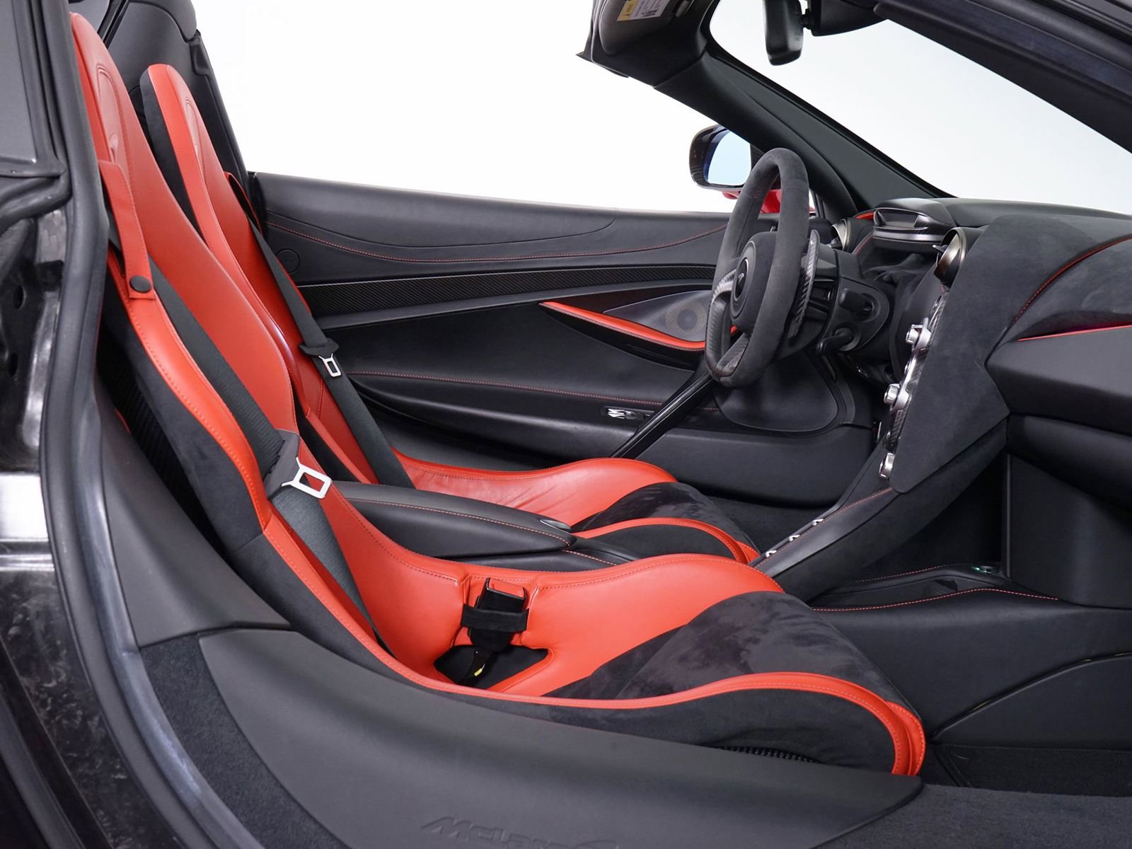 Used 2020 McLaren 720S Spider photo 30