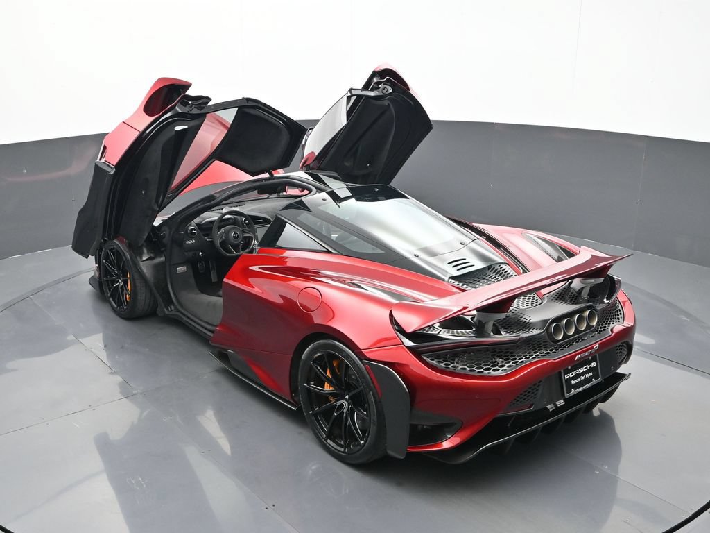 Used 2021 McLaren 765LT photo 24