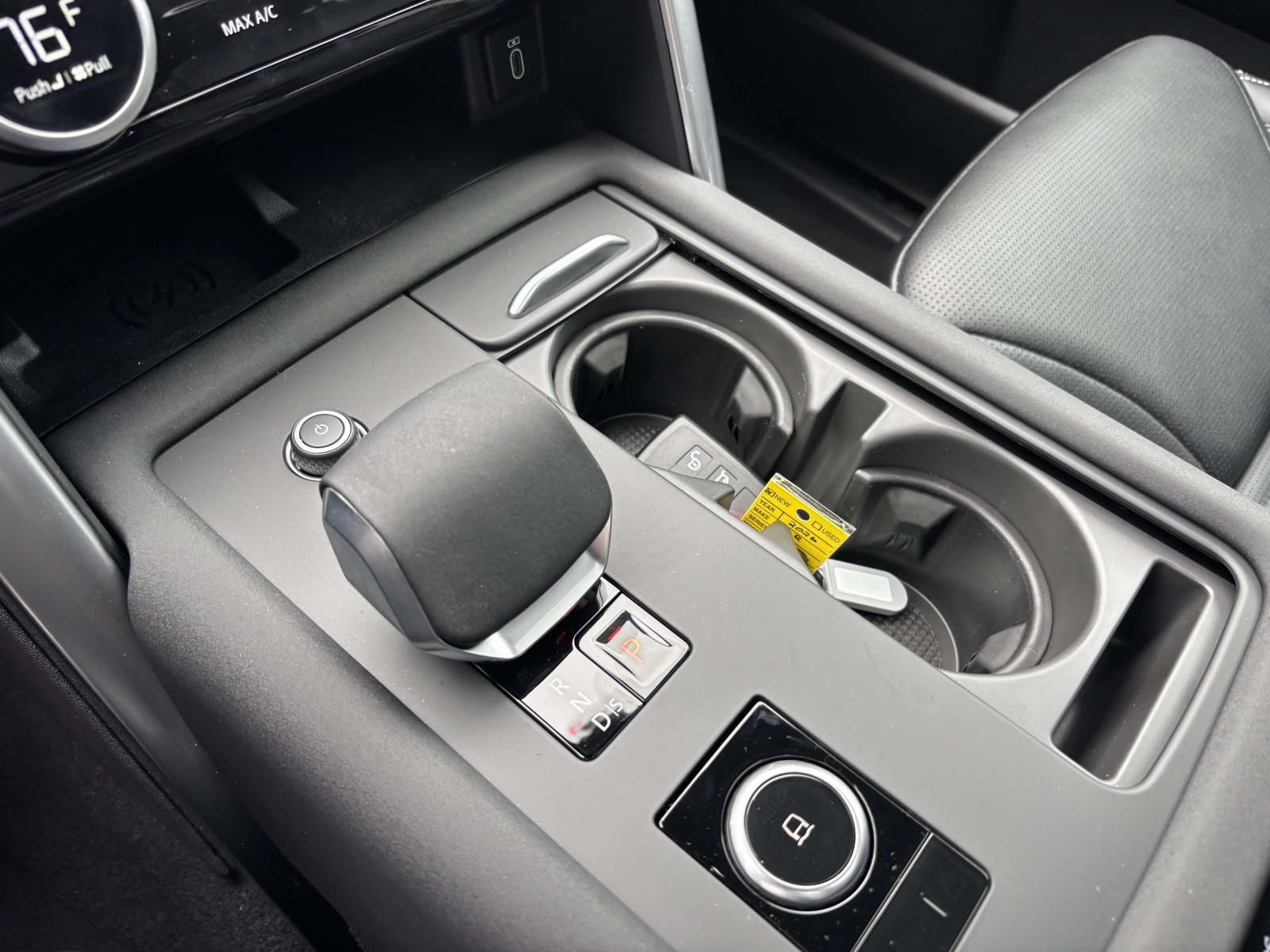 2026 Land Rover Discovery Dynamic SE