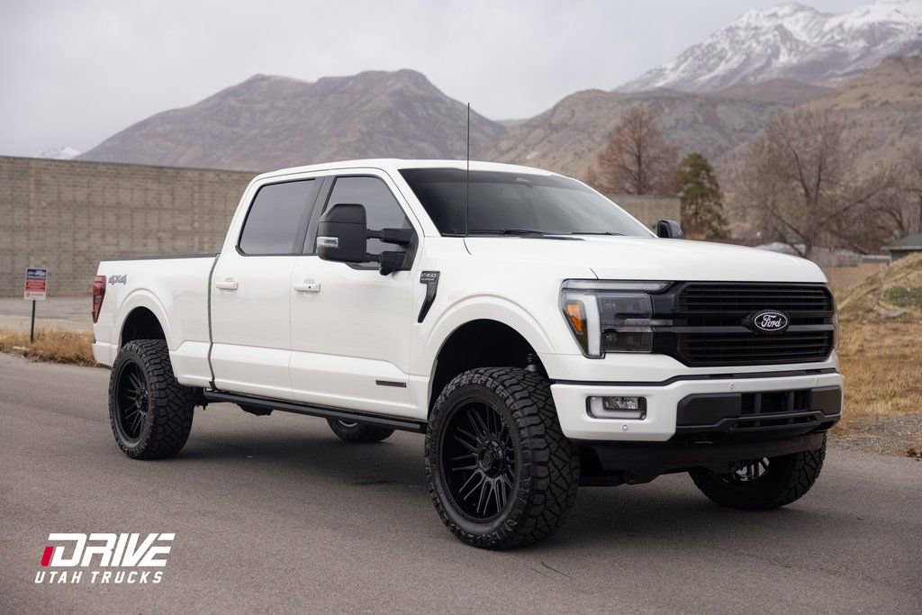 2025 Ford F150 Platinum