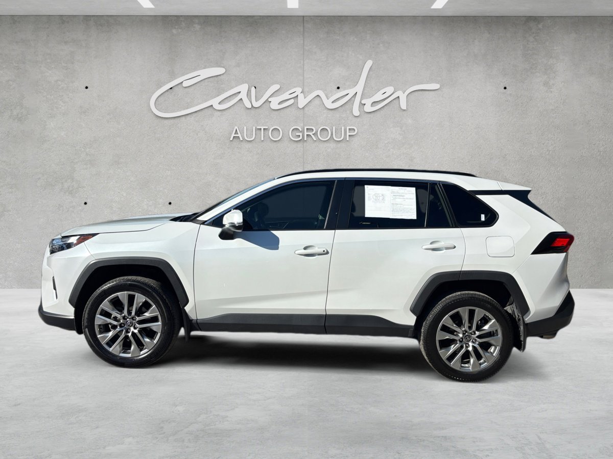 2023 Toyota RAV4 XLE Premium